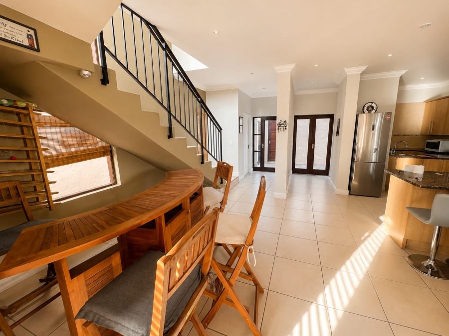 To Let 3 Bedroom Property for Rent in The Islands Estates North West